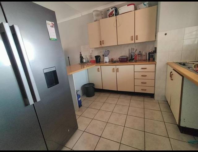 2 BEDROOM COMPLEX FOR SALE IN DIE HOEWES